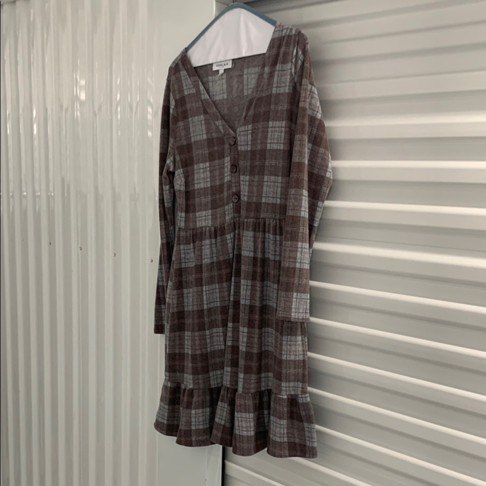 Gilli Black and Gray V-Neck Long Sleeve Sundress